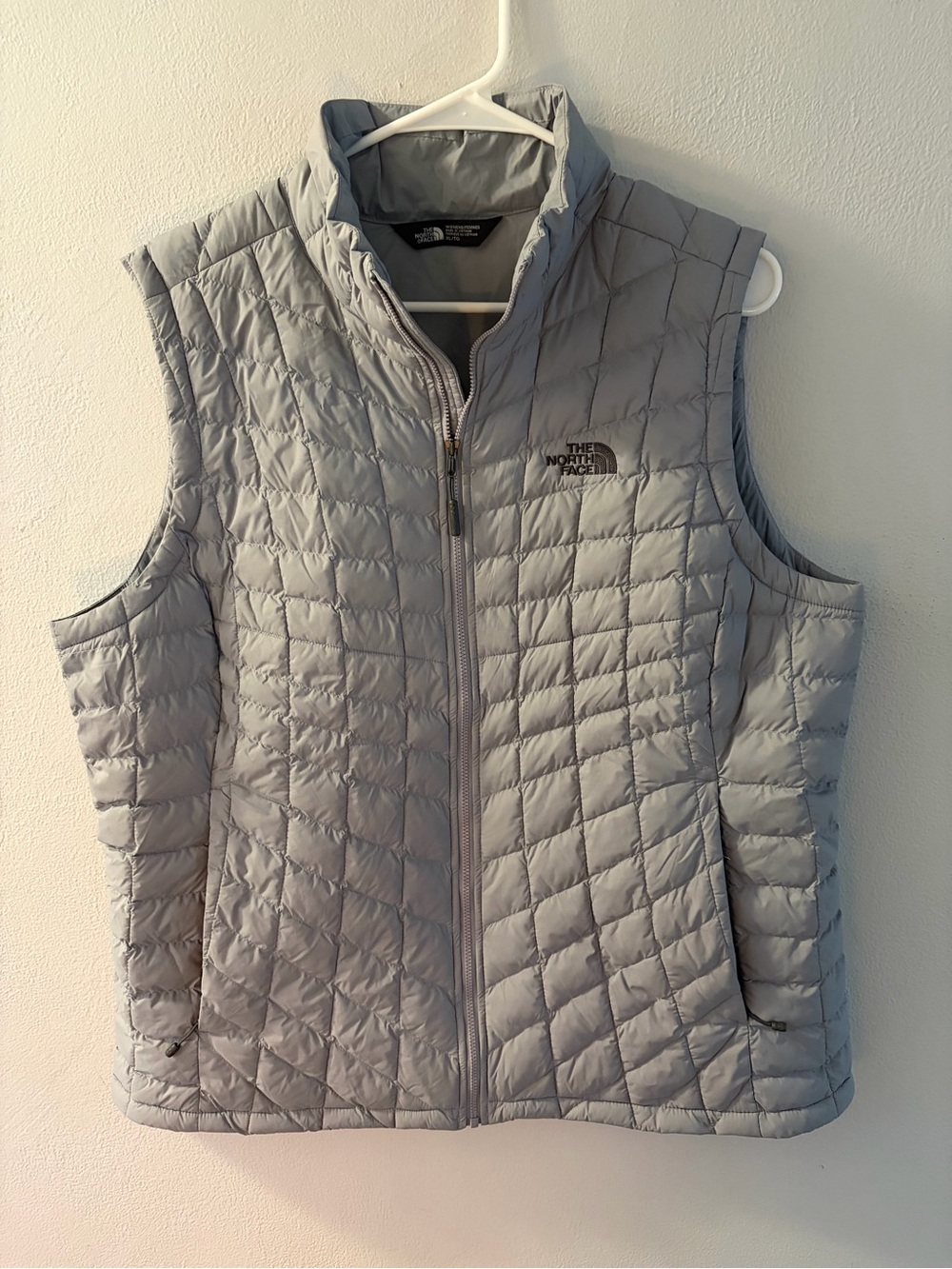 The North Face Women’s ThermoBall Trek Vest Gray Size XL